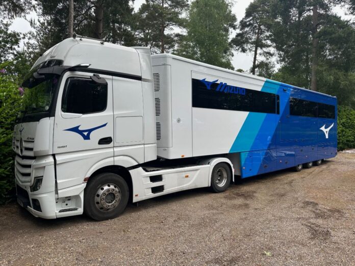 Mizuno Tour Truck 8